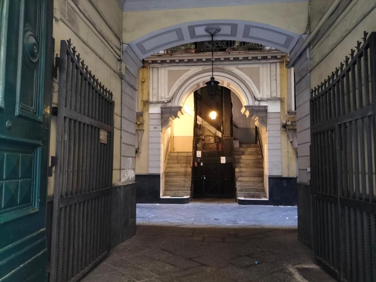 L'Arnia Lägenhet Neapel Exteriör bild